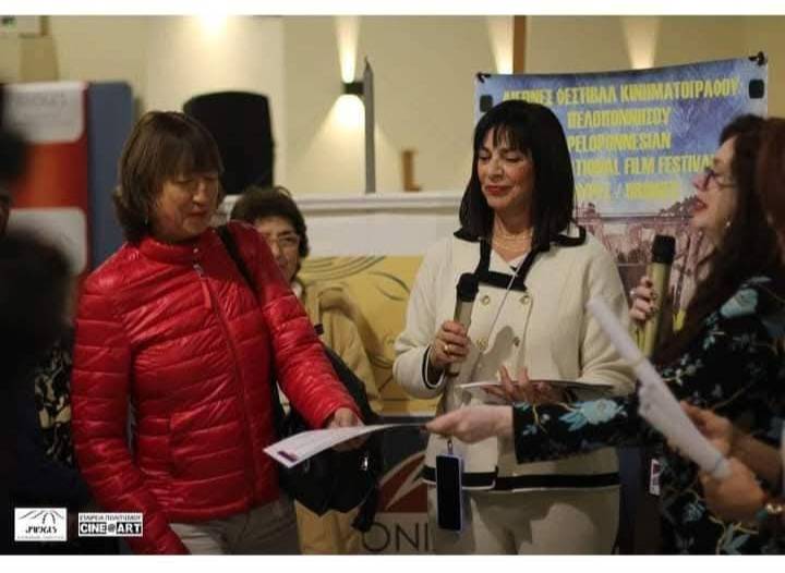 Γιορτή τέχνης και έμπνευσης: Η βράβευση της Ιλόνας Νοβγκορόντοβα στο International Film Festival