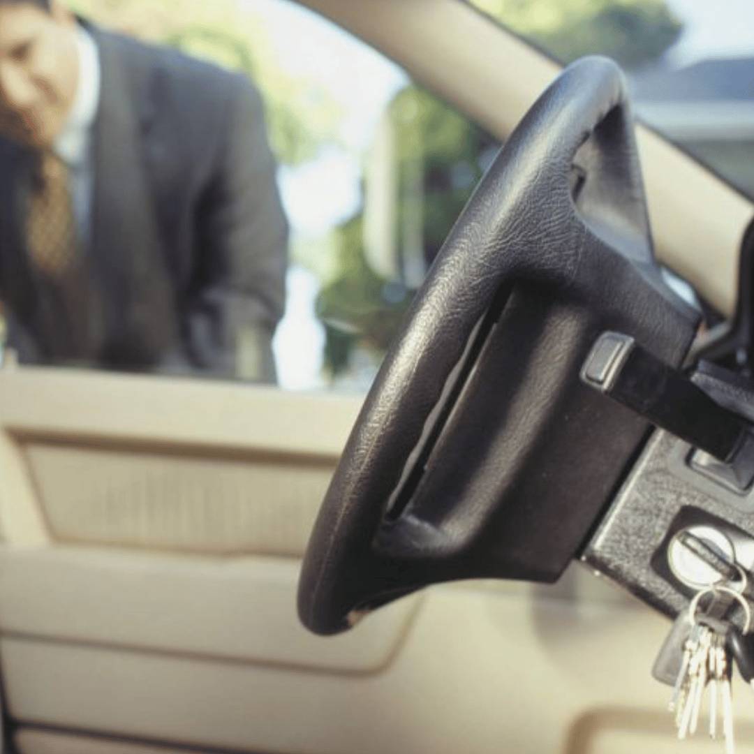 Μην αφήνετε το κλειδί μέσα στο αυτοκίνητο! 🚗🔑