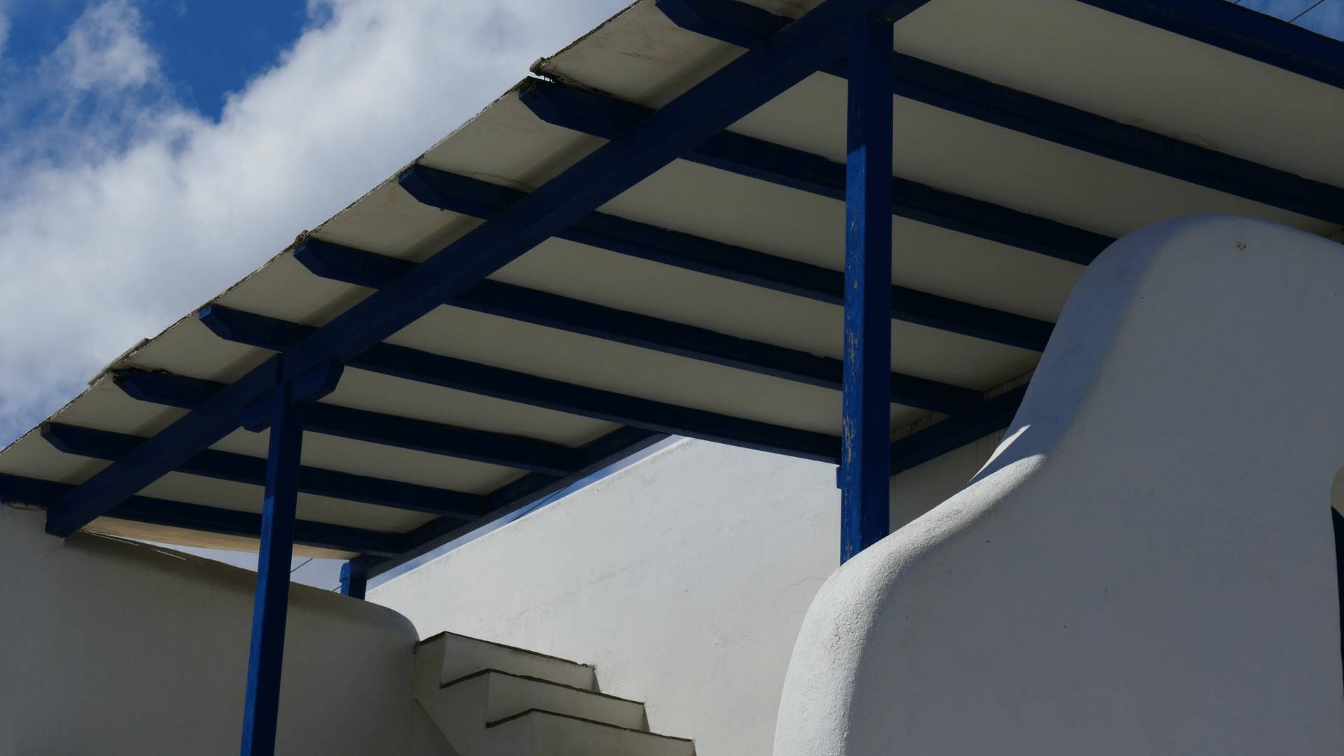 .  🎯 Κατασκευές κατά παραγγελία – Φτιαγμένες για τις δικές σας ανάγκες
